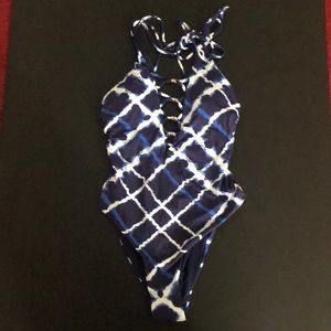 NWOT one piece bathing suit